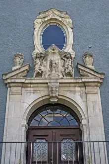 Category Historic EN Prints: Classicist tympanum above the Tor tor of the secondary school