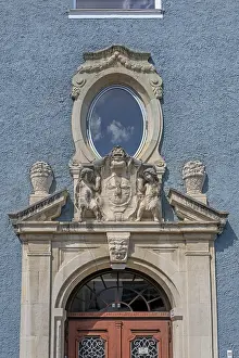 Category Historic EN Prints: Classicist tympanum above the Tor tor of the secondary school