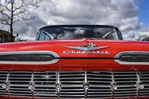 Close up of the front of an oldtimer