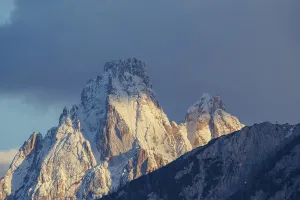 Framed Print : Close-up of the Dreischusterspitze