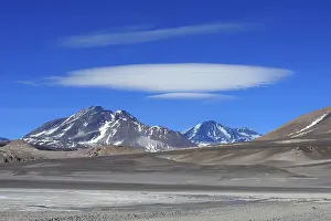 Cloud over the Incahuasi volcano