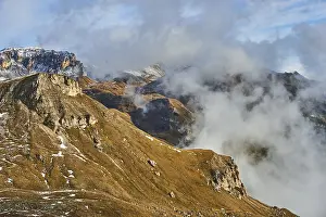 Clouds in the mountains and valleys at Hochalpenstrasse