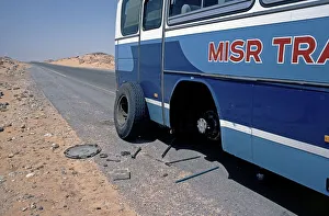 Coach breaks down in the desert between Abu Simbel and Aswan, Nile Valley, Egypt, September 1989, vintage, retro, old, historic, Africa