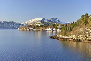 Coastal landscape near Ornes, Teksmona Island