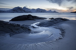 Coastline, beach of Ytter Vagje in winter