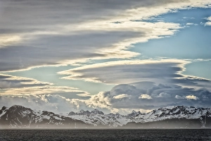 Category Mountain Landscapes Prints: Coastline and clouds, Right Whale Bay