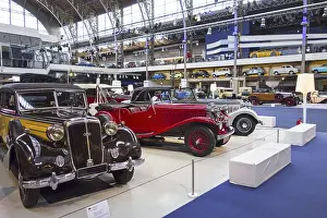 Collection of classic cars, antique vehicles and oldtimers at Autoworld