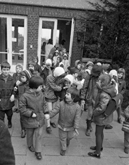 This colliery kindergarten with lots of music and paintings by Ruhrkohle AG (RAG)