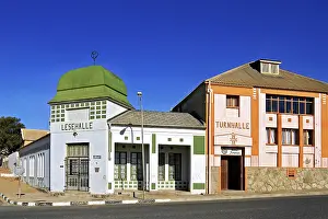 Colonial buildings, architecture
