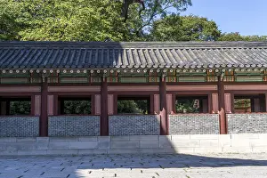 Colorful and traditional architecture of Changdeokgung palace in seoul