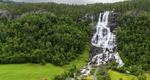 The colossal roaring waterfall Twindefossen