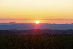 Framed Print : Colour-intensive sunrise towards Saxon Switzerland seen from round