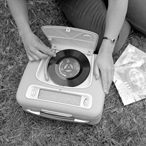 How a combined portable radio and record player looked in the 1960s