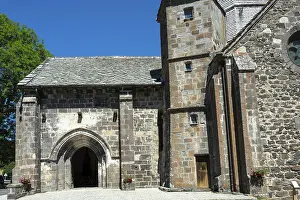 Compains, Saint Georges church