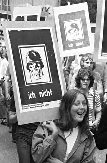 Conscientious objectors demonstrated against the reform of the SPD Defence Minister Georg Leber in Essen