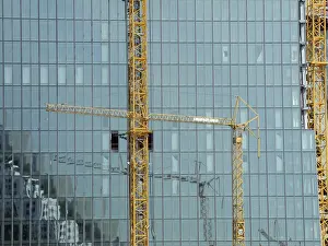 Construction crane, crane, load crane