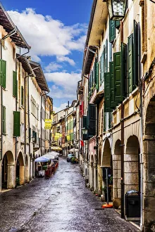 Corso Vittorio Emanuele II, old town centre with magnificent aristocratic palaces and Venetian-style arcades