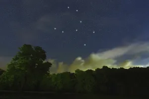 Crater star constellation, Night sky