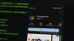 Crowdsource app interface on smartphone