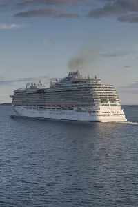 Cruise ship shelf Princess, Princess Cruises