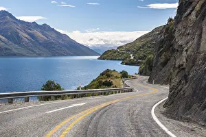 Curvy road to Queenstown on Lake Wakatipu