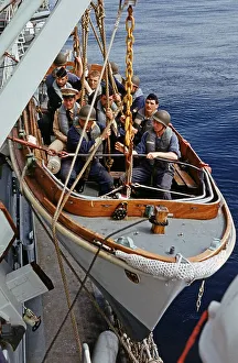 Cutter manoeuvre, soldiers, 56th foreign training voyage