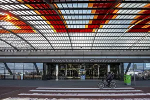 Cyclists on zebra crossing, Amsterdam Centraal