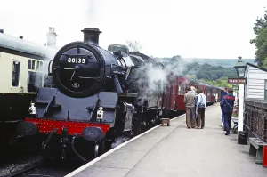 Dampfzug 81035 am Bahnsteig, North Yorkshire Moors Railway, Grosmont, North Yorkshire, England, UK Juni 1980