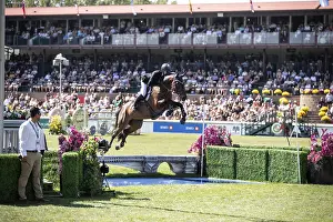 Category Historic EN Prints: Daniel Coyle of Ireland and riding Legacy compete in the first round of the 1