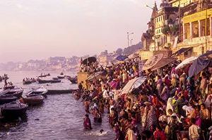 The day begins early on the ghats as a dip in the river ganga at sun rise is considered auspicious