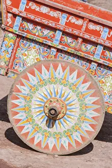 Category Wildlife DE Prints: Decorative ox-cart, Costa Rica, Central America