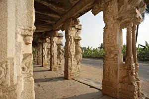 Category Historic EN Prints: Decorative pillars of chandikesvara temple