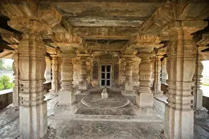 Category Historic EN Prints: Decorative pillars of somnath temple at dambal