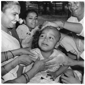 Deepak Mundan first hair cutting ceremony. Gondal, Saurashtra, Gujarat, India, Asia, 1961, Asia