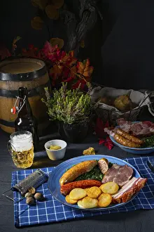 Delicious Oldenburg kale with Pinkelwurst sausage