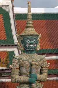 Demonic guardian figure, yaksha