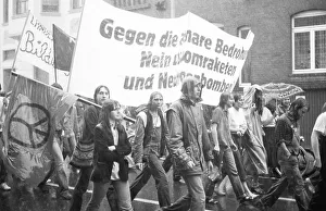 The demonstration of the peace movement against new nuclear missiles and the Natodoppel decision brought about 20