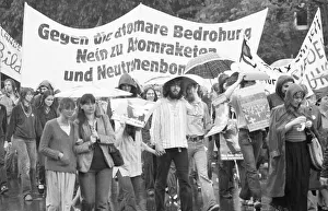 The demonstration of the peace movement against new nuclear missiles and the Natodoppel decision brought about 20