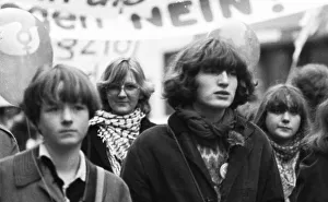Demonstration by woman and men on International Women's Day