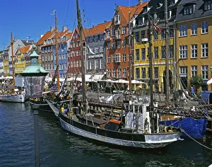 Category Scandinavia Prints: Denmark, Copenhagen, Nyhavn Canal