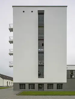 Dessau, Bauhaus, Prellerhaus 1925-26 by Walter Gropius