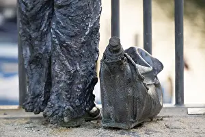Detail, bag with water bottle, B&W worker