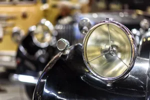 Category Oldtimer Prints: Details of a classic car in a museum