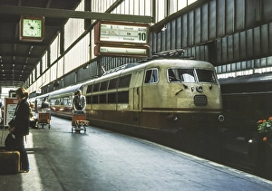 Deutsche Bahn TEE Rembrandt to Amsterdam with DB class 103 electric locomotive at Stuttgart Central Station, Baden-Wuerttemberg, Germany, Europe