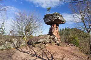 Devil?s Table, Mushroom shaped rock
