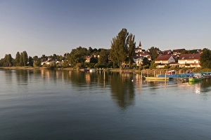 Dingelsdorf on Lake Constance, with parish church of St
