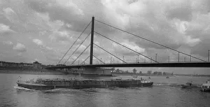 The displacement of a Rhine bridge turned into a public festival in Duesseldorf on 07