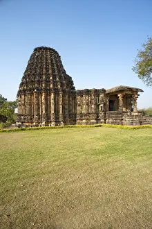 Category Historic EN Prints: Dodda basappa temple chalukya architecture at dambal
