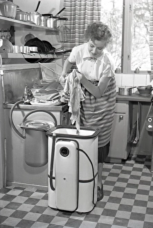 Doing the laundry in the 1950s
