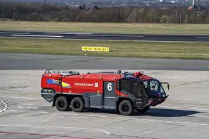 Category Historic EN Prints: Dortmund Airport, DTM, apron, in front of the terminal